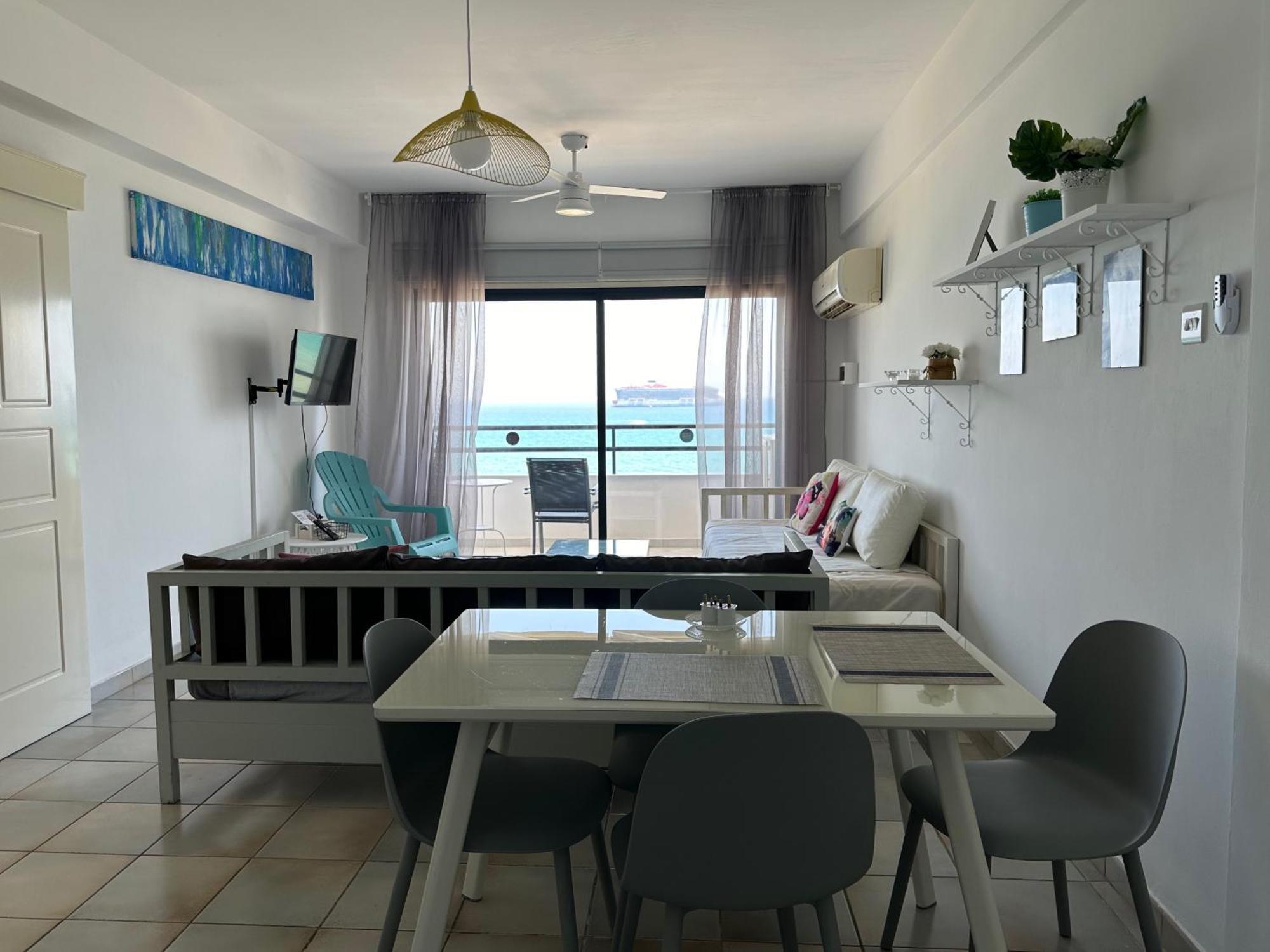 Krasas Beach Larnaca Dış mekan fotoğraf