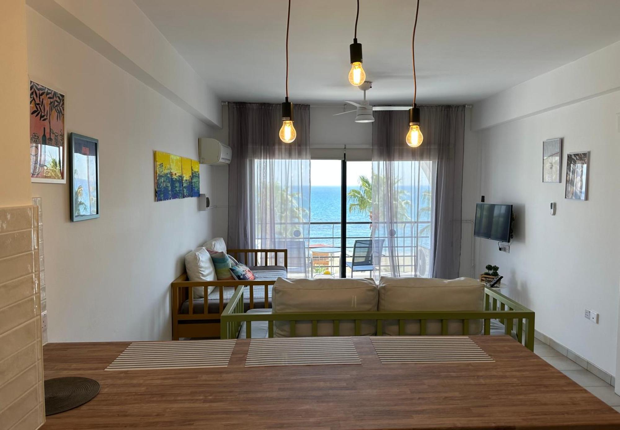 Krasas Beach Larnaca Dış mekan fotoğraf